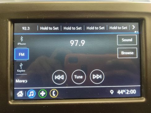 Used 2019 Chevrolet Equinox LT image 25