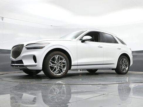 Used 2025 Genesis GV70 2.5T AWD/4WD image 45