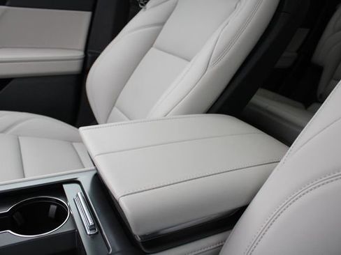 New 2026 Lincoln Nautilus Premier w/ Equipment Group 102A AWD/4WD image 49