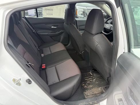 New 2026 Nissan Sentra SR w/ Floor Mat Package FWD image 27