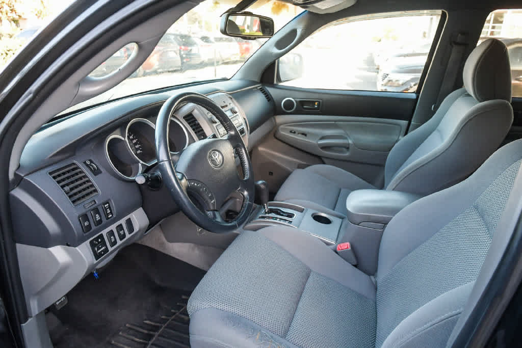 Used 2009 Toyota Tacoma PreRunner RWD image 16