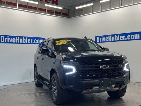 Used 2023 Chevrolet Tahoe Z71 w/ Luxury Package AWD/4WD image 5