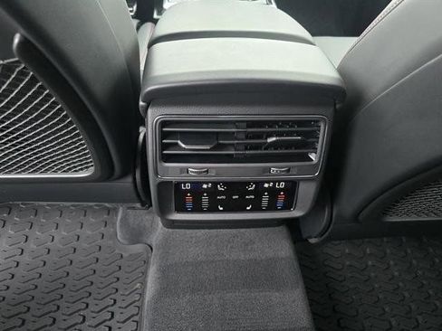 New 2026 Audi SQ8 Prestige image 20