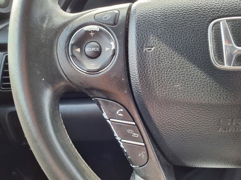 Used 2015 Honda Accord EX-L image 16