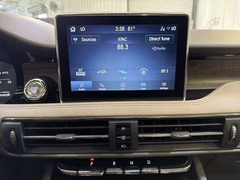 Used 2022 Lincoln Corsair Reserve w/ Equipment Group 201A image 18