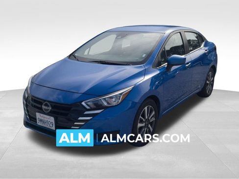 Used 2024 Nissan Versa SV FWD image 1