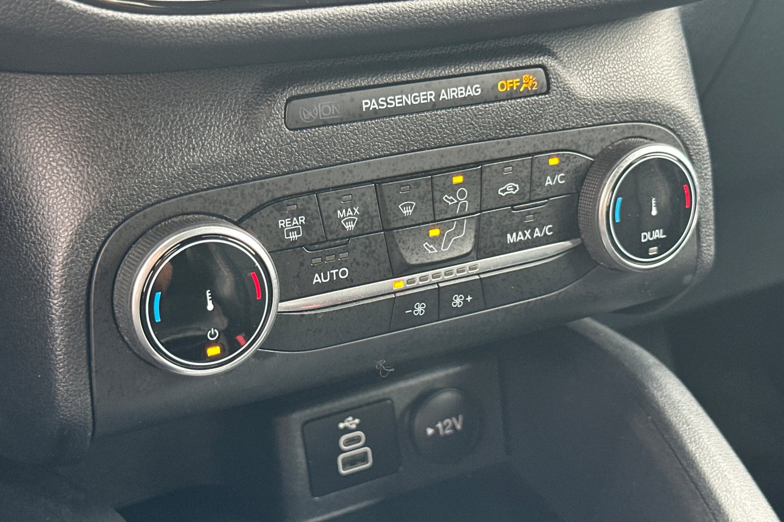 Used 2025 Ford Escape ST-Line AWD/4WD image 20