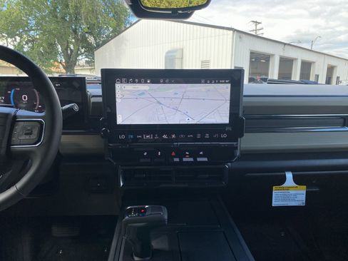 New 2026 GMC Hummer EV SUV image 21