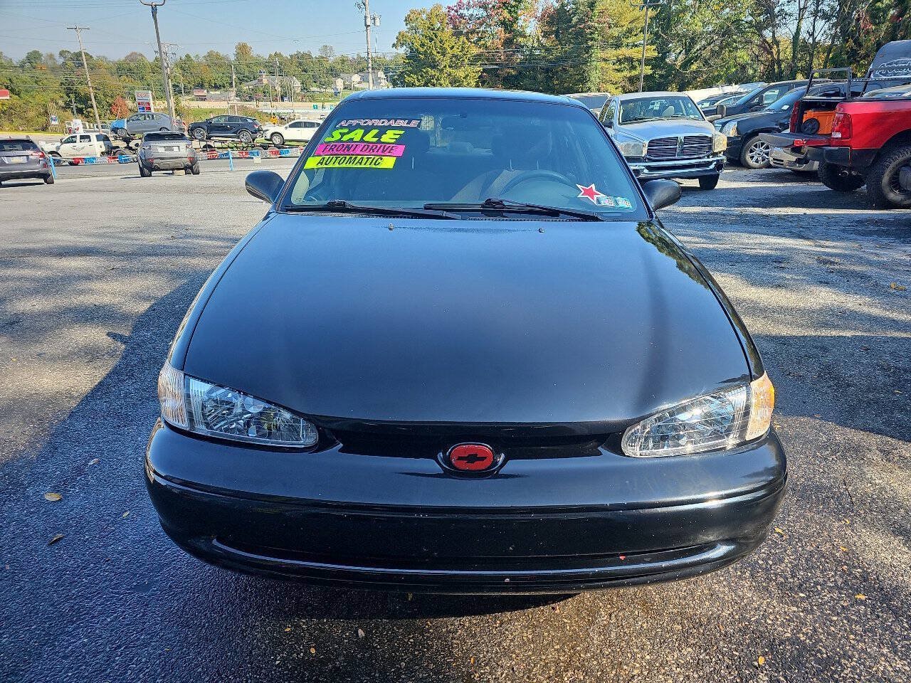 Used 2001 Chevrolet Prizm FWD image 3