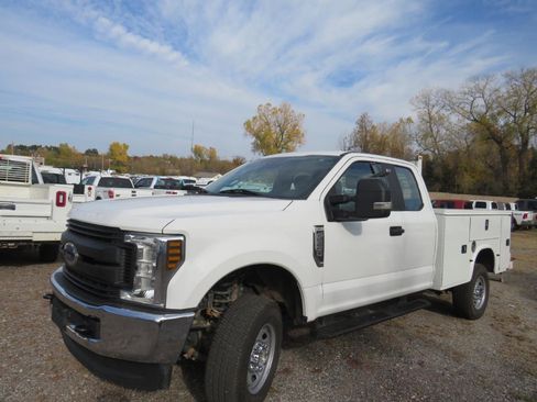 Used 2019 Ford F250 XL w/ XL Value Package image 1