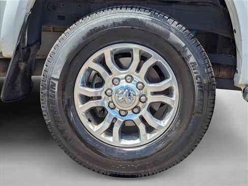 Used 2017 RAM 2500 Laramie w/ Cold Weather Group AWD/4WD image 23