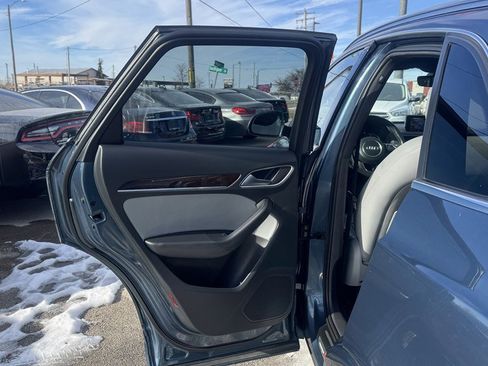 Used 2018 Audi Q3 2.0T Premium Plus w/ Premium Plus Package image 14