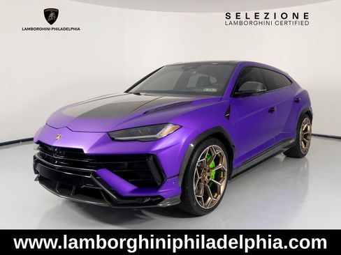 Used 2024 Lamborghini Urus Performante AWD/4WD image 1