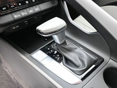 Certified 2026 Hyundai Elantra Sport FWD image 13