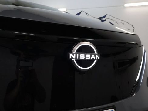 Used 2024 Nissan Ariya AWD image 9