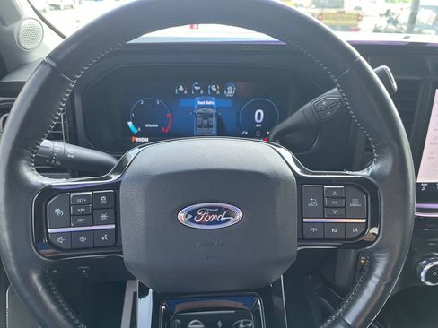 Used 2023 Ford F250 Lariat w/ Lariat Ultimate Package AWD/4WD image 15
