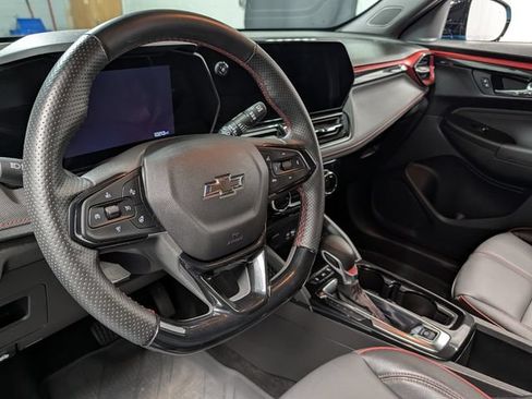 Certified 2025 Chevrolet TrailBlazer RS w/ Convenience Package AWD/4WD image 19