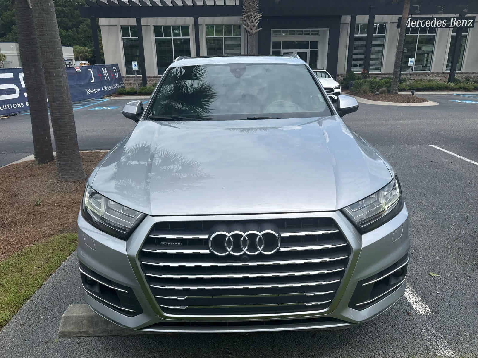 Used 2018 Audi Q7 3.0T Prestige w/ Prestige Package AWD/4WD image 2