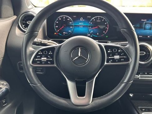 Used 2022 Mercedes-Benz GLA 250 image 19