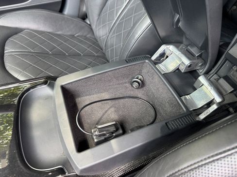 Used 2014 Audi S8 AWD/4WD image 50