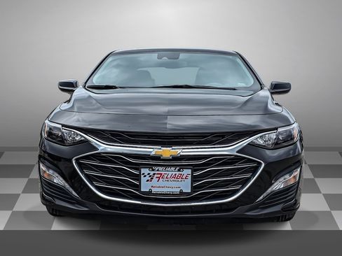 Certified 2025 Chevrolet Malibu LT image 2