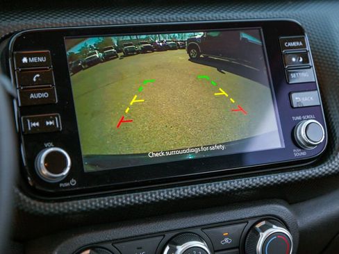 Used 2024 Nissan Kicks SV image 16