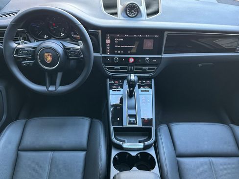 New 2026 Porsche Macan AWD/4WD image 6