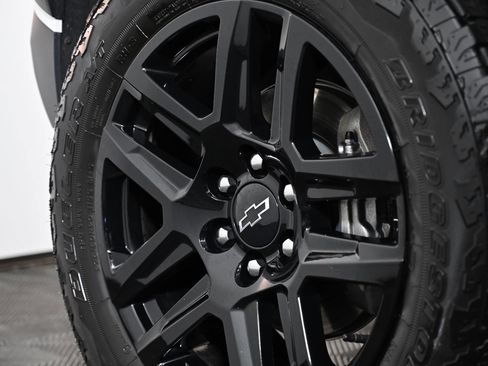 Used 2024 Chevrolet Colorado Trail Boss w/ Advanced Trailering Package image 35