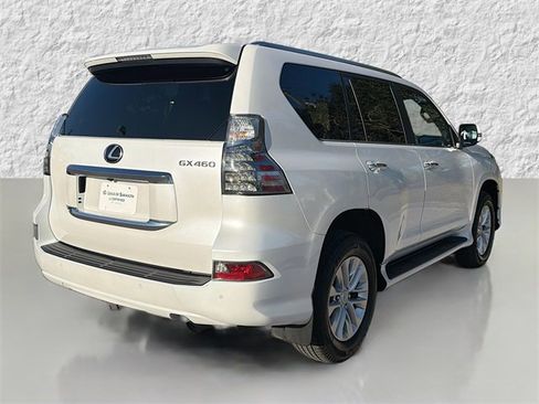Used 2023 Lexus GX 460 Premium image 3