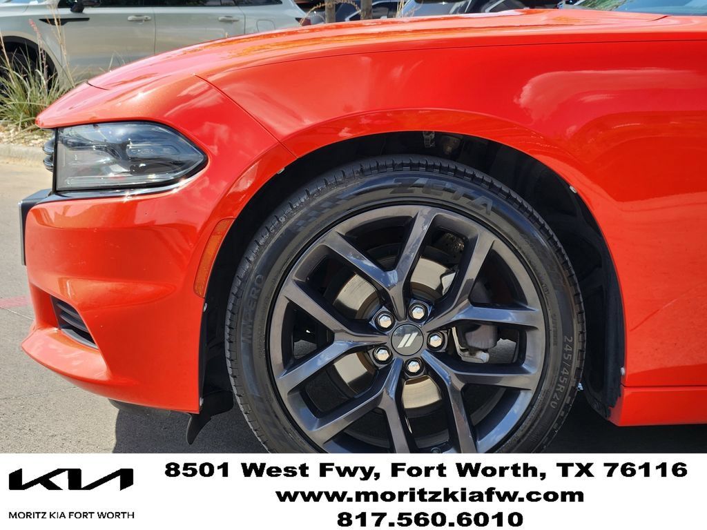 Used 2021 Dodge Charger SXT w/ Blacktop Package RWD image 8