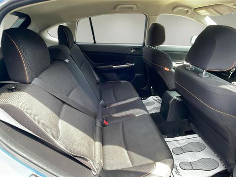 Used 2016 Subaru Crosstrek 2.0i Premium image 18