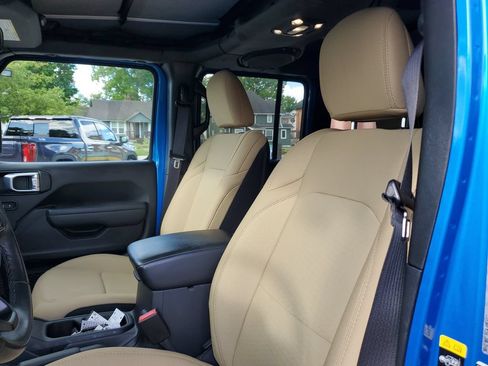 Used 2022 Jeep Wrangler Unlimited Sport AWD/4WD image 14