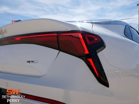 Used 2025 Kia K5 GT-Line image 9