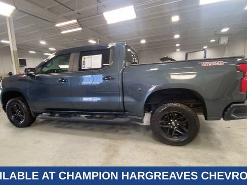 Used 2020 Chevrolet Silverado 1500 LT Trail Boss AWD/4WD image 7