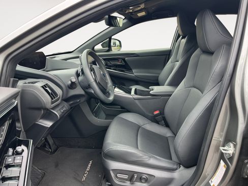 Used 2023 Subaru Solterra AWD image 11