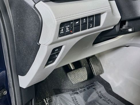 Used 2019 Honda Odyssey EX-L image 10