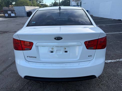 Used 2012 Kia Forte EX w/ Fuel Economy Pkg image 7