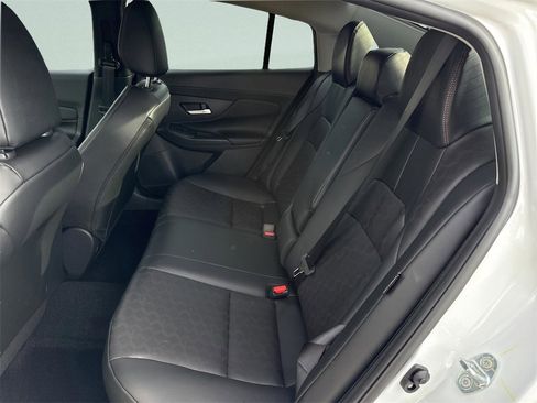 New 2026 Nissan Sentra SR w/ SR Premium Package image 38