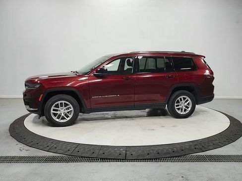 Used 2023 Jeep Grand Cherokee L Laredo AWD/4WD image 4