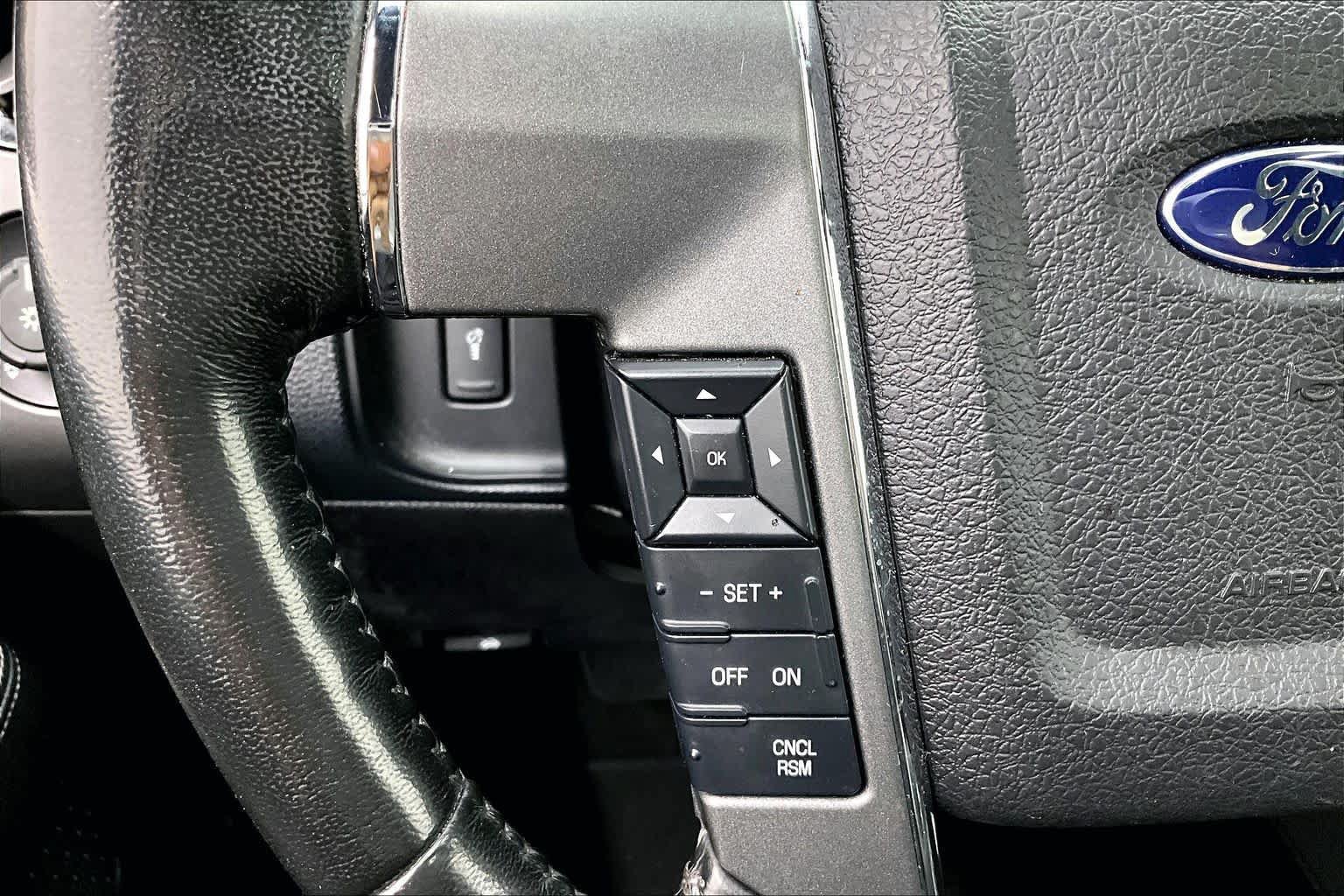 Used 2015 Ford Expedition Platinum AWD/4WD image 20