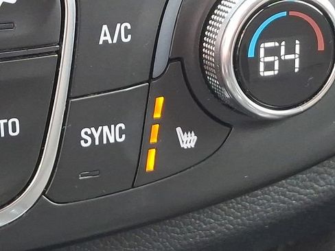 Used 2019 Chevrolet Traverse LT AWD/4WD image 15