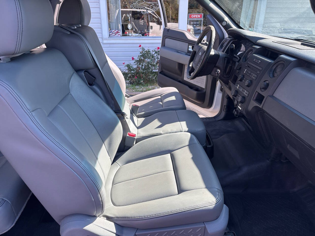 Used 2014 Ford F150 XL w/ Power Equipment Group RWD image 20