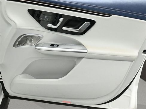 Used 2023 Mercedes-Benz EQE 500 4MATIC SUV image 20