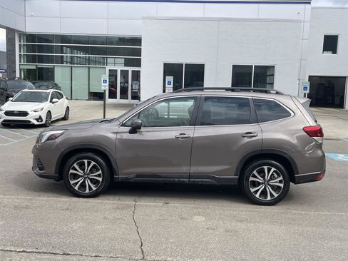 Certified 2023 Subaru Forester Limited image 2