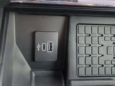 Certified 2025 Ford F150 Raptor w/ Equipment Group 803A Raptor R AWD/4WD image 23