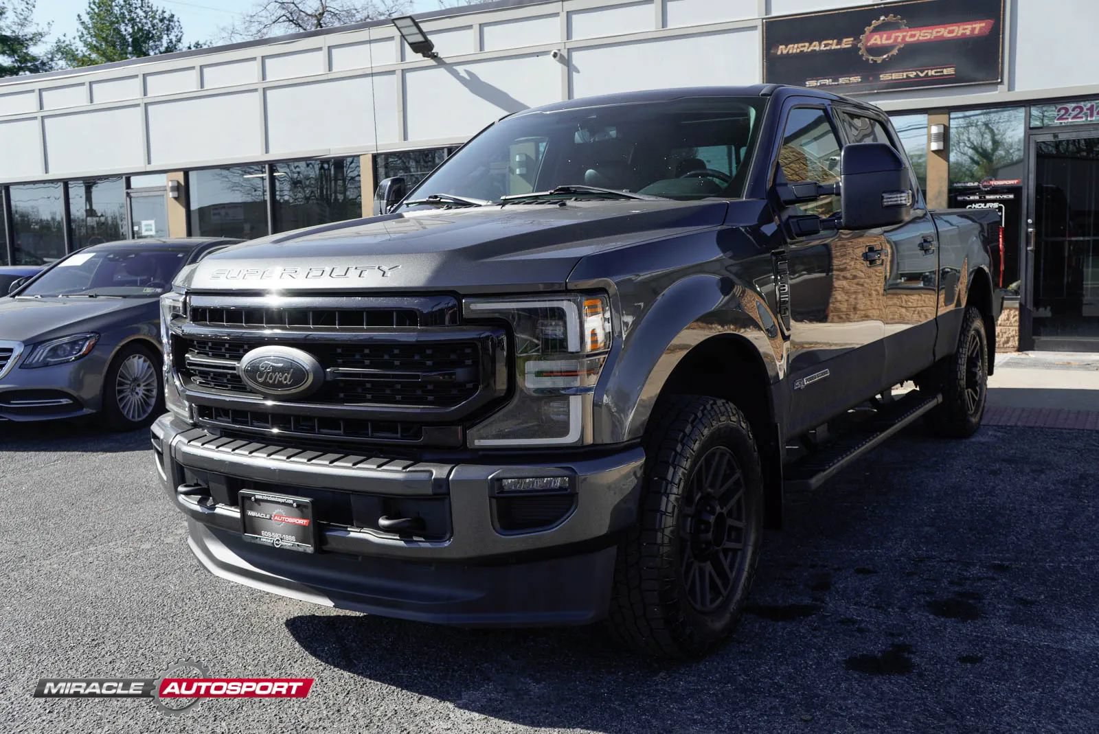 Used 2020 Ford F350 Lariat AWD/4WD image 3