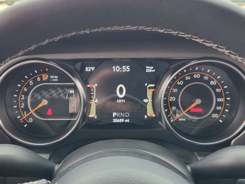 Used 2023 Jeep Gladiator Sport AWD/4WD image 16