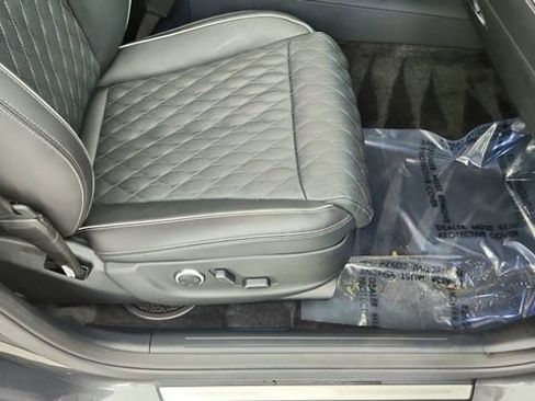 Used 2024 Genesis GV70 3.5T Sport w/ Sport Advanced Package AWD/4WD image 22