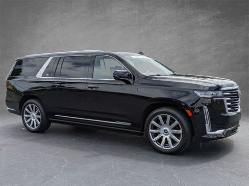 Certified 2024 Cadillac Escalade ESV Premium Luxury Platinum AWD/4WD image 6