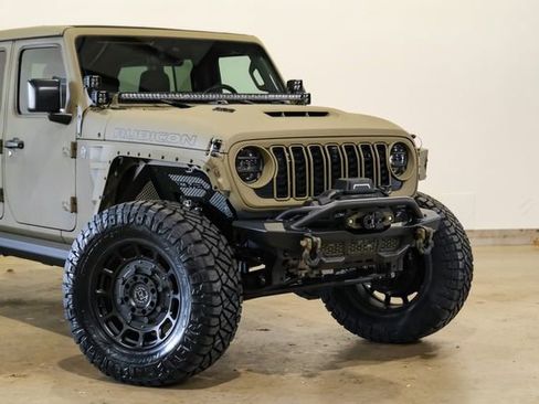 Used 2025 Jeep Wrangler Unlimited Rubicon 392 AWD/4WD image 35